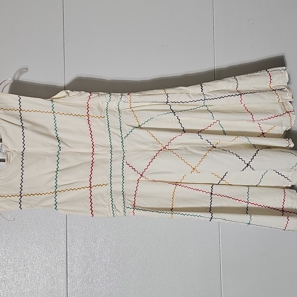 eShakti Embroidered Cream Sleeveless Dress - Picture 4 of 5